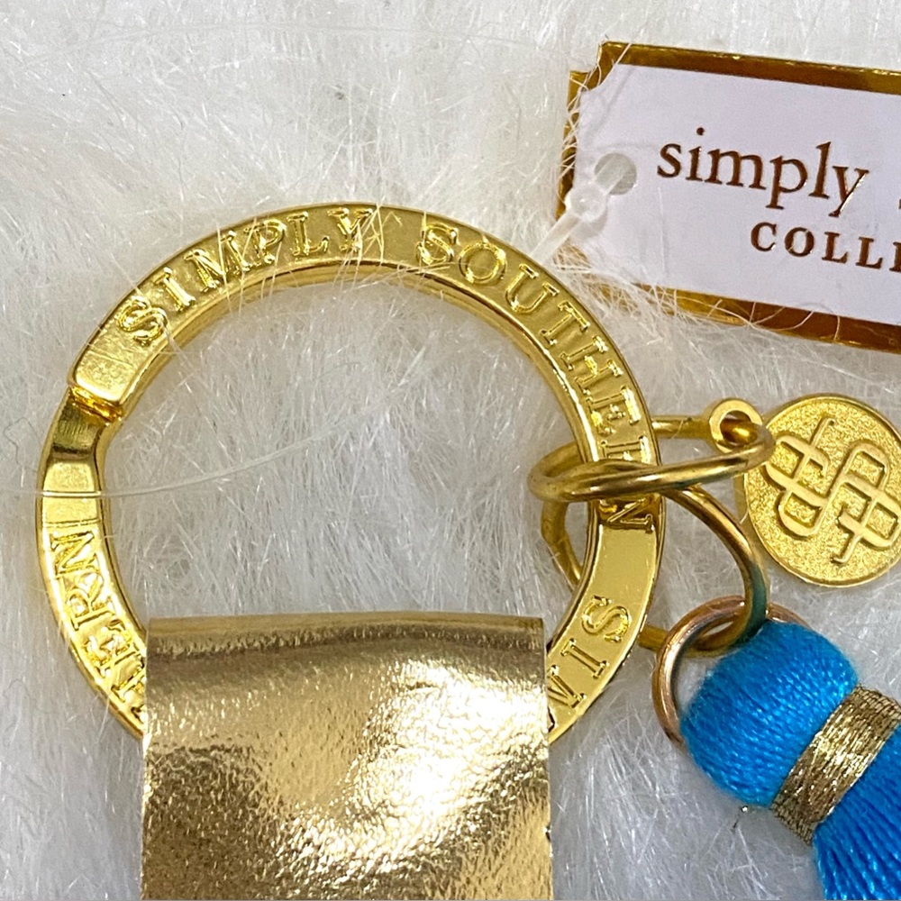 Simply Southern Blue White Scroll Neoprene Key Fob Accessory Preppy Boho Coastal - Picture 4 of 4